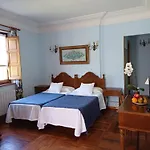 Hotel Elena Panes