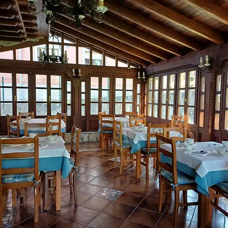 Elena Hotel Panes